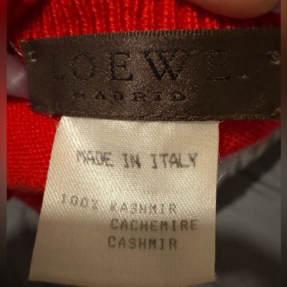 LOEWE Vintage 100% Cashmere Red Tie Waist Sweater Vest Tank Top Size Small - Picture 4 of 8